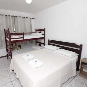 Quarto Quadruplo - Hotel Linhares